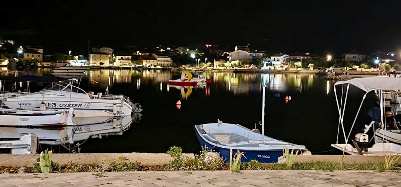 Apartment Del Mar Vinišće Kültér fotó